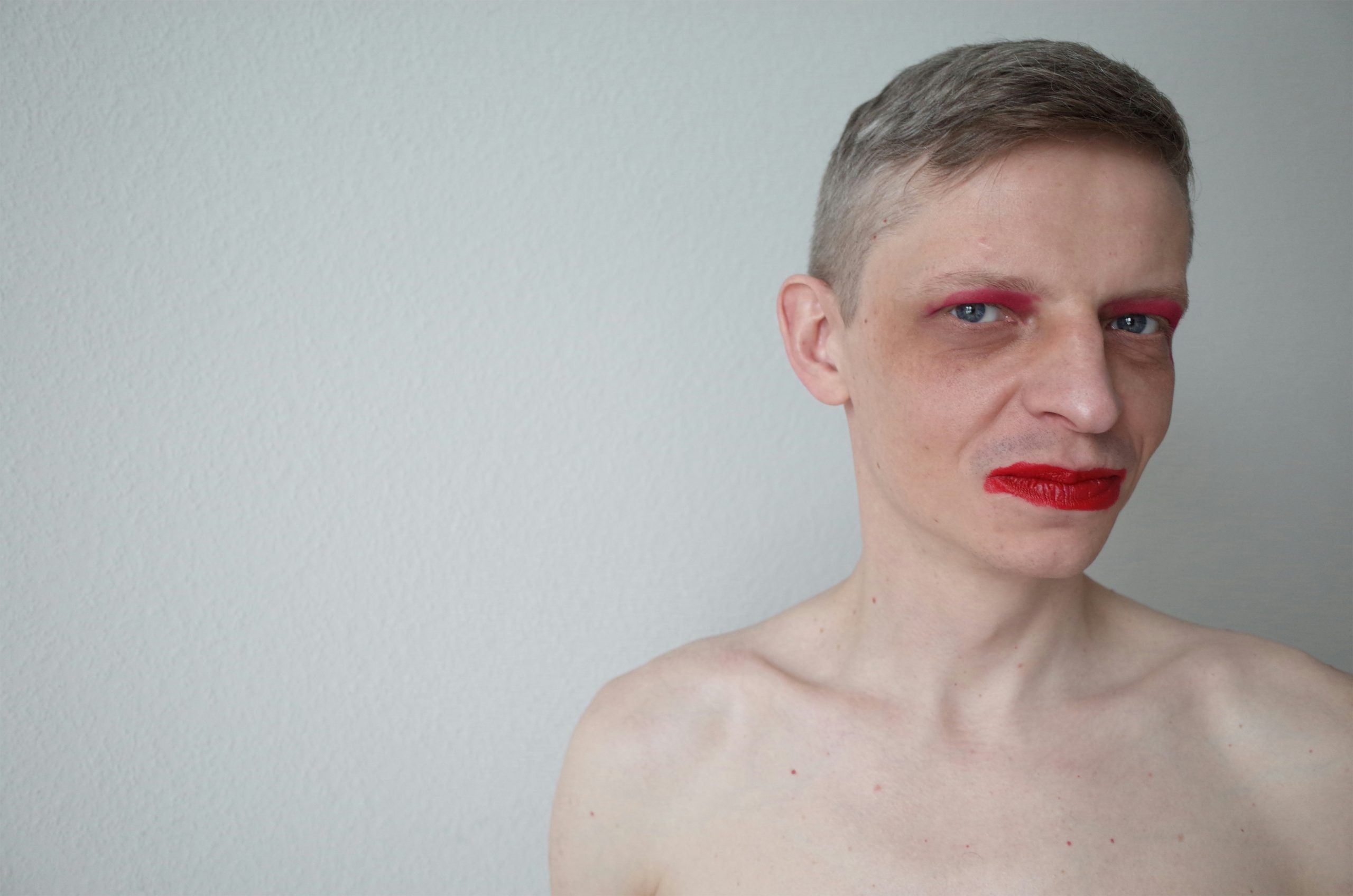 Before and after photo of someone who switched to natural makeup