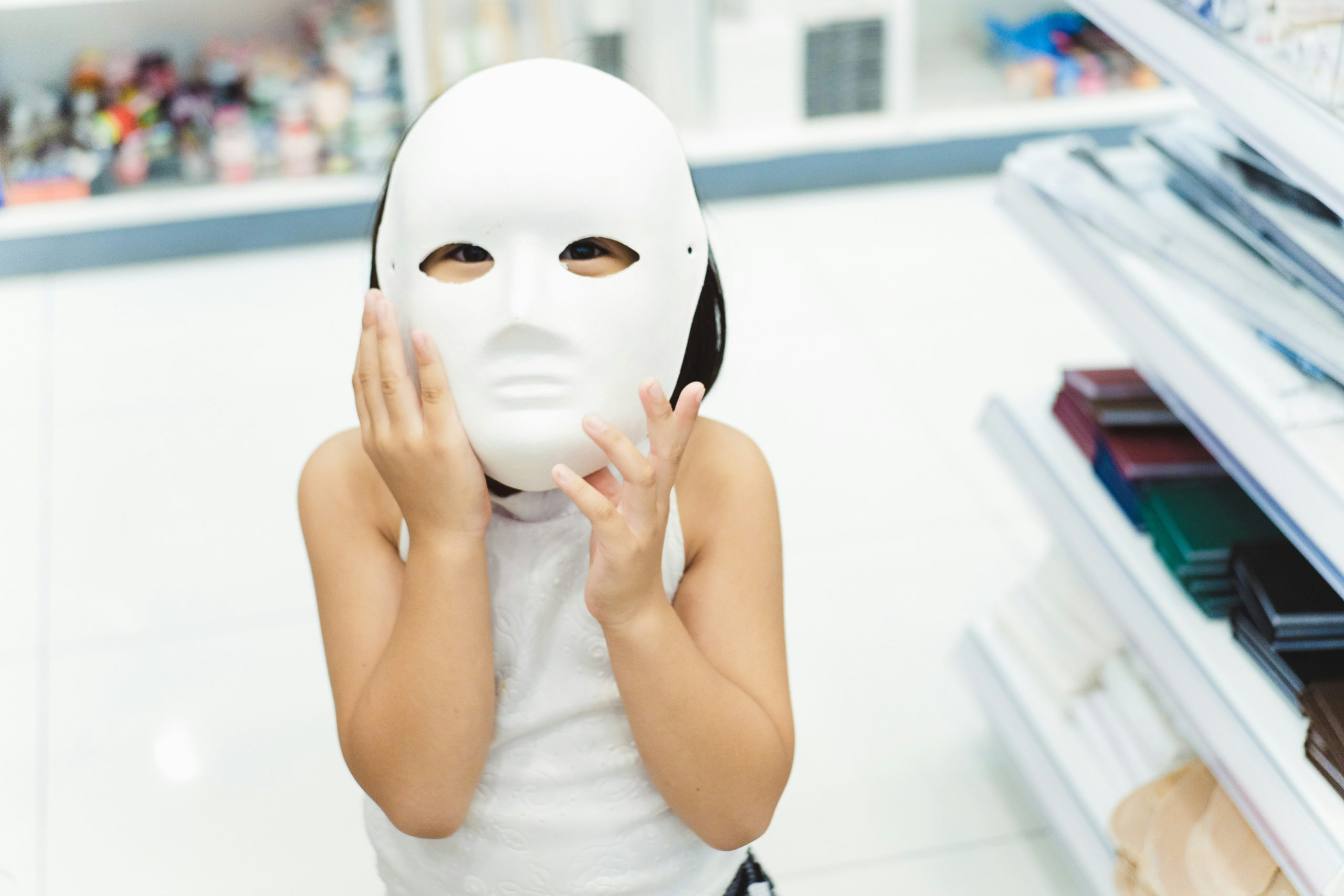 Infographic showing common misleading claims in beauty product labeling