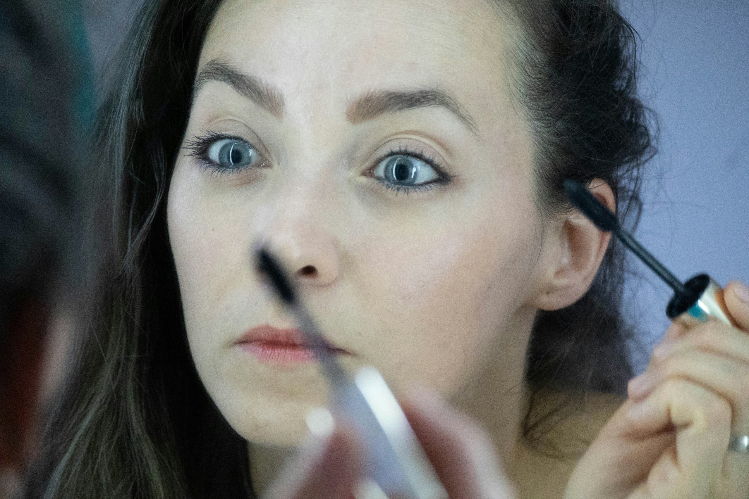 Flowchart illustrating steps to build an eco-friendly makeup routine