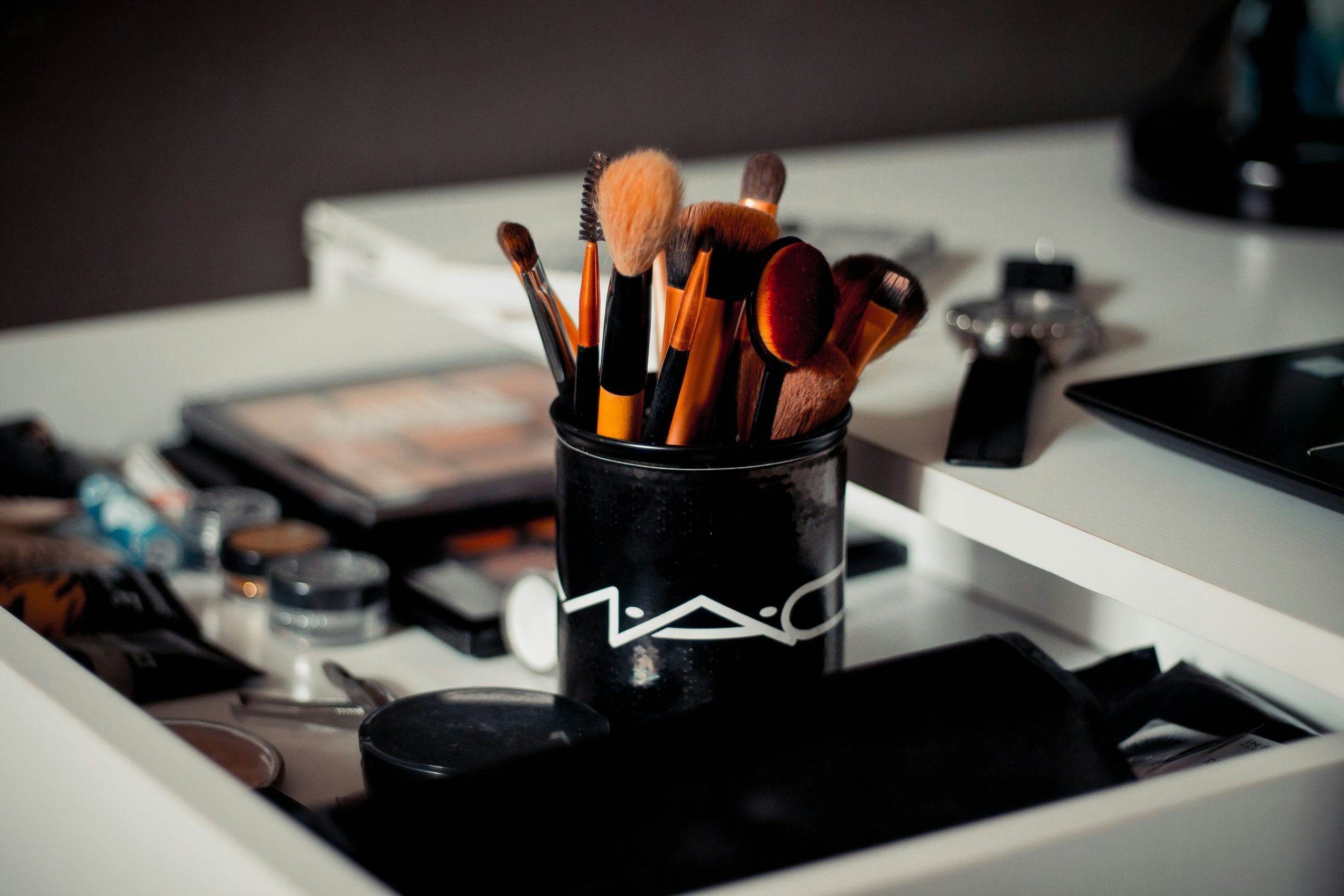 natural makeup products