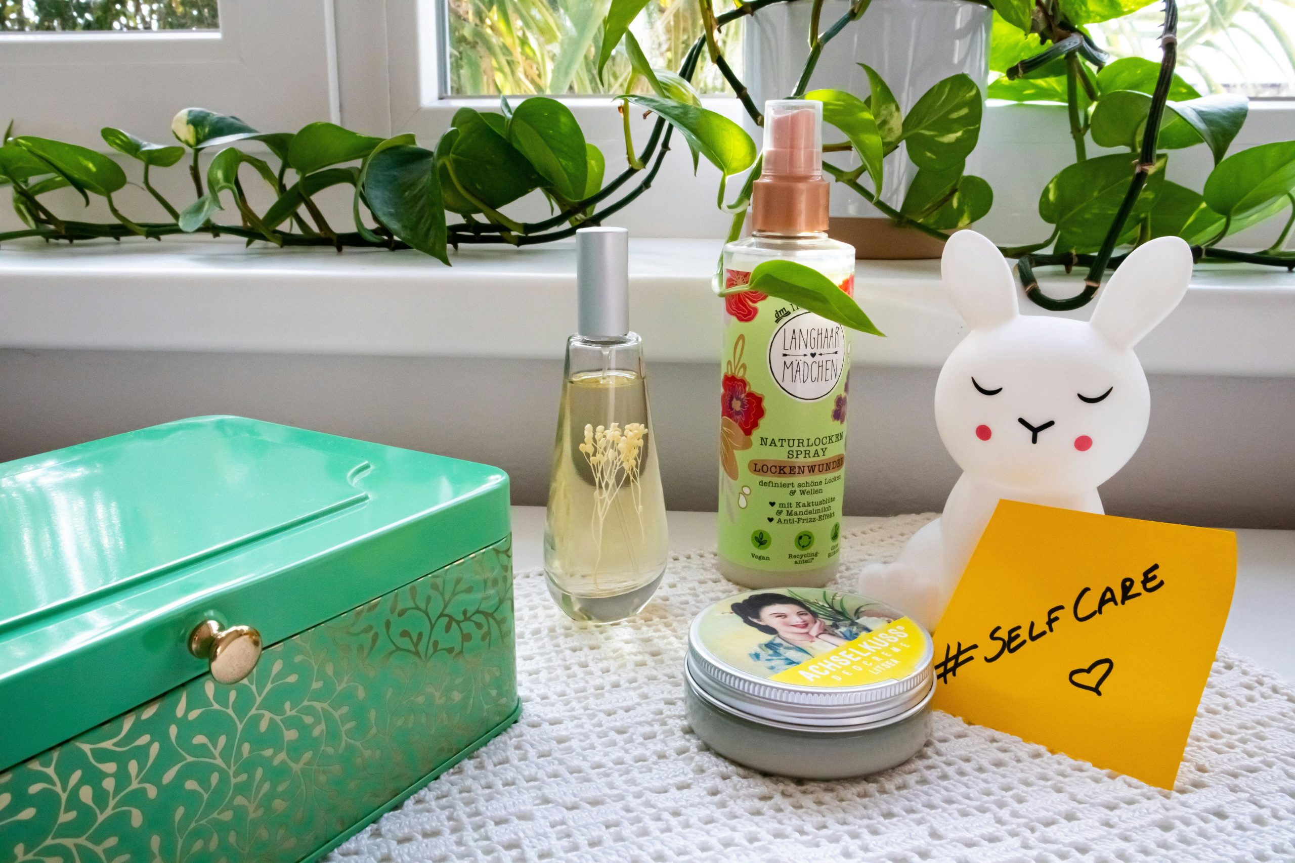 Why Clean Makeup Brands Are the Secret to Natural Beauty