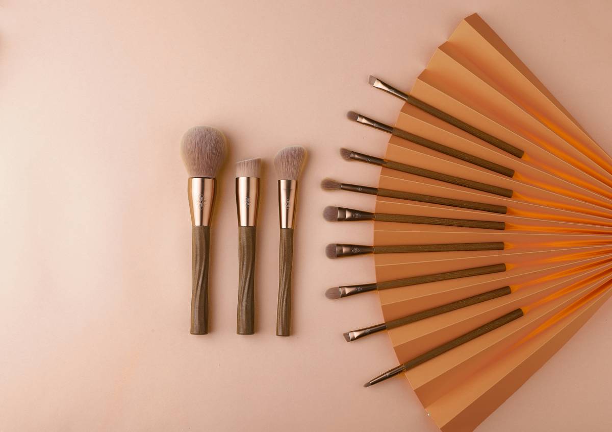 A chart comparing different clean beauty certifications
