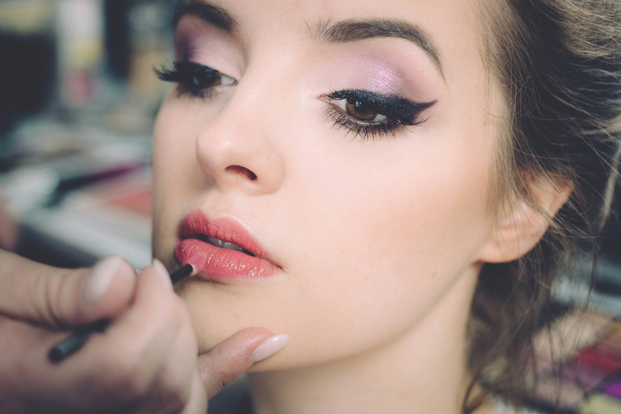 How to Master Organic Eyeshadow: The Natural Makeup Lover's Guide