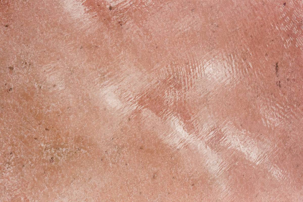 Clean Beauty Highlighter: The Natural Glow You Deserve (Without the Guilt)