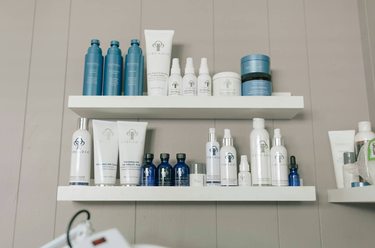 Why Your Skin Deserves an Organic Makeup Kit: Unlock the Secrets of Natural Beauty