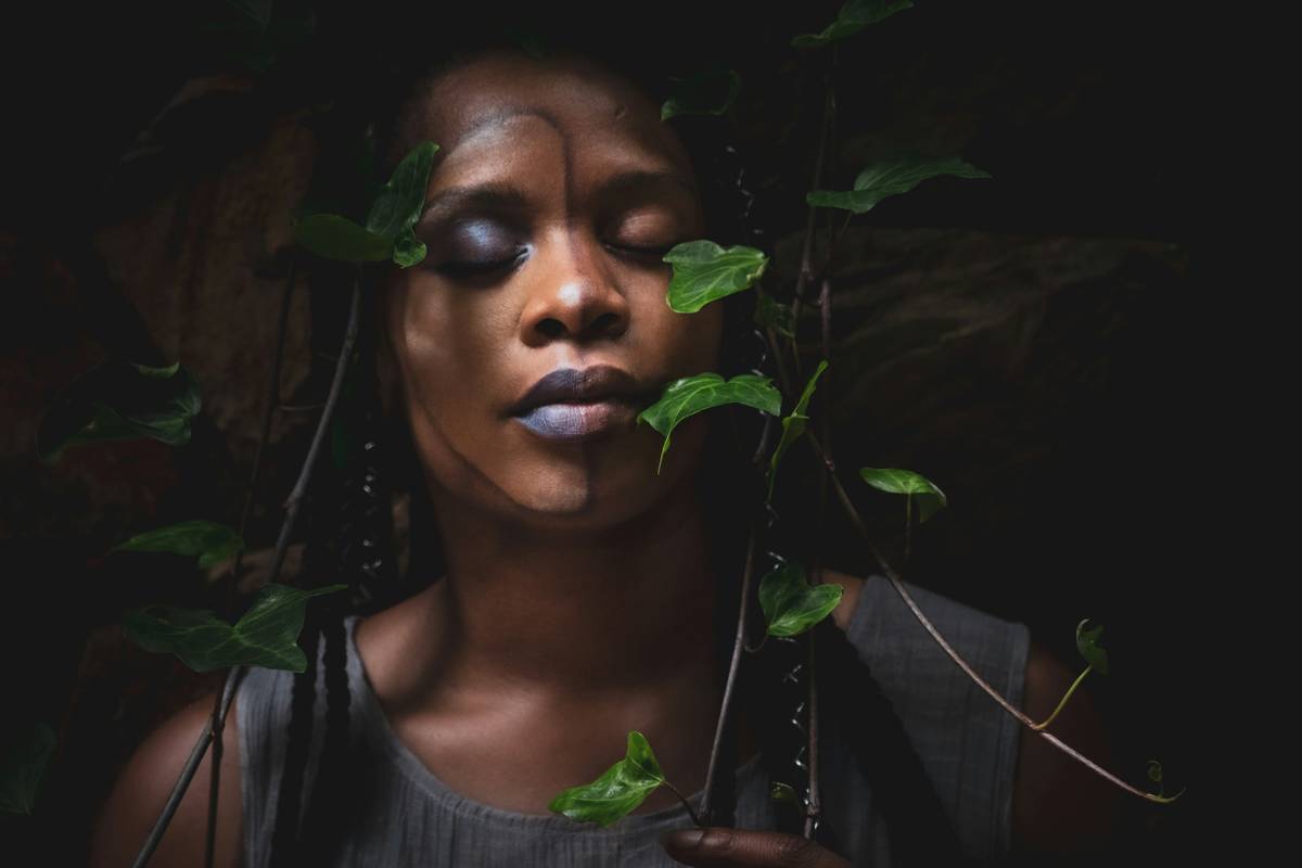 How to Master the Art of Clean Beauty Eyeliner: A Game-Changing Guide