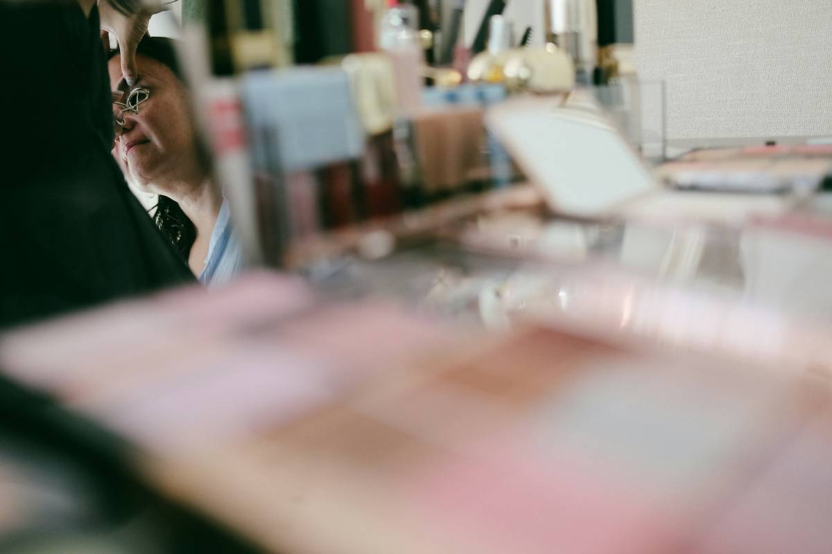 Clean Beauty vs Organic: What’s the Real Difference (and Why It Matters for Your Natural Makeup Routine)?